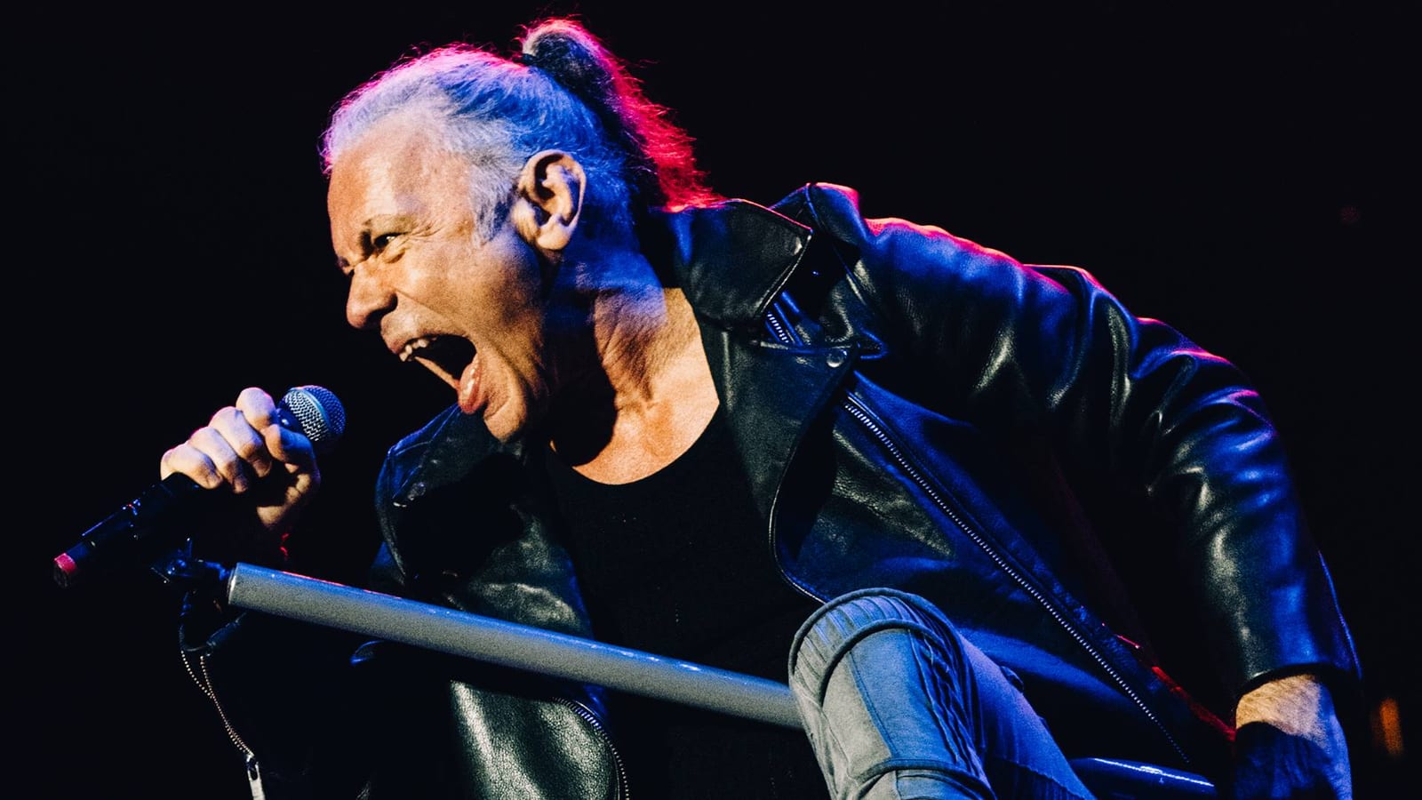 Iron Maiden oferece a SP um bom show de contrastes em noite de eleição