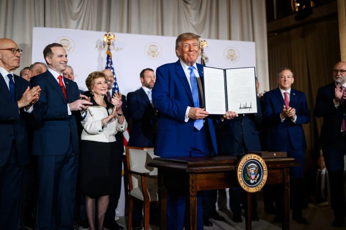 Trump diz que teria feito “trabalho de merda” se portal for maior feito