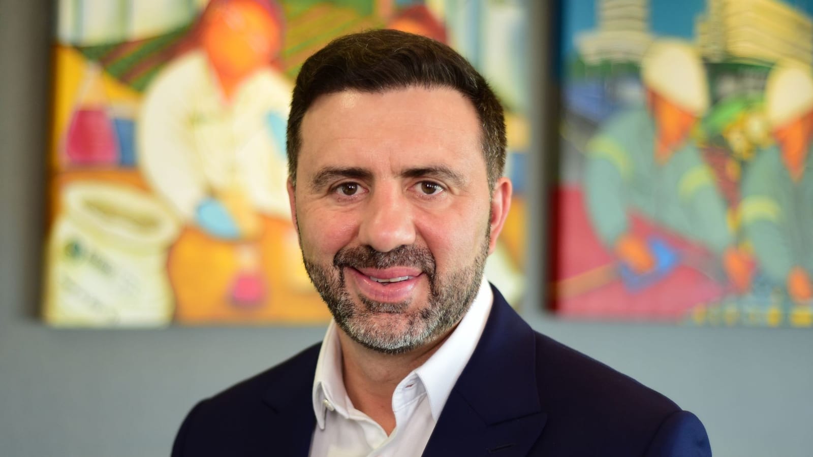 Empresário doou R$500 mil a Lula e R$500 mil a Flávio Bolsonaro