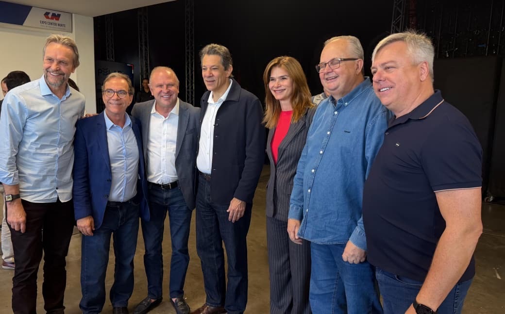 Chapa de Santa Catarina em peso apoia Lula na reeleição