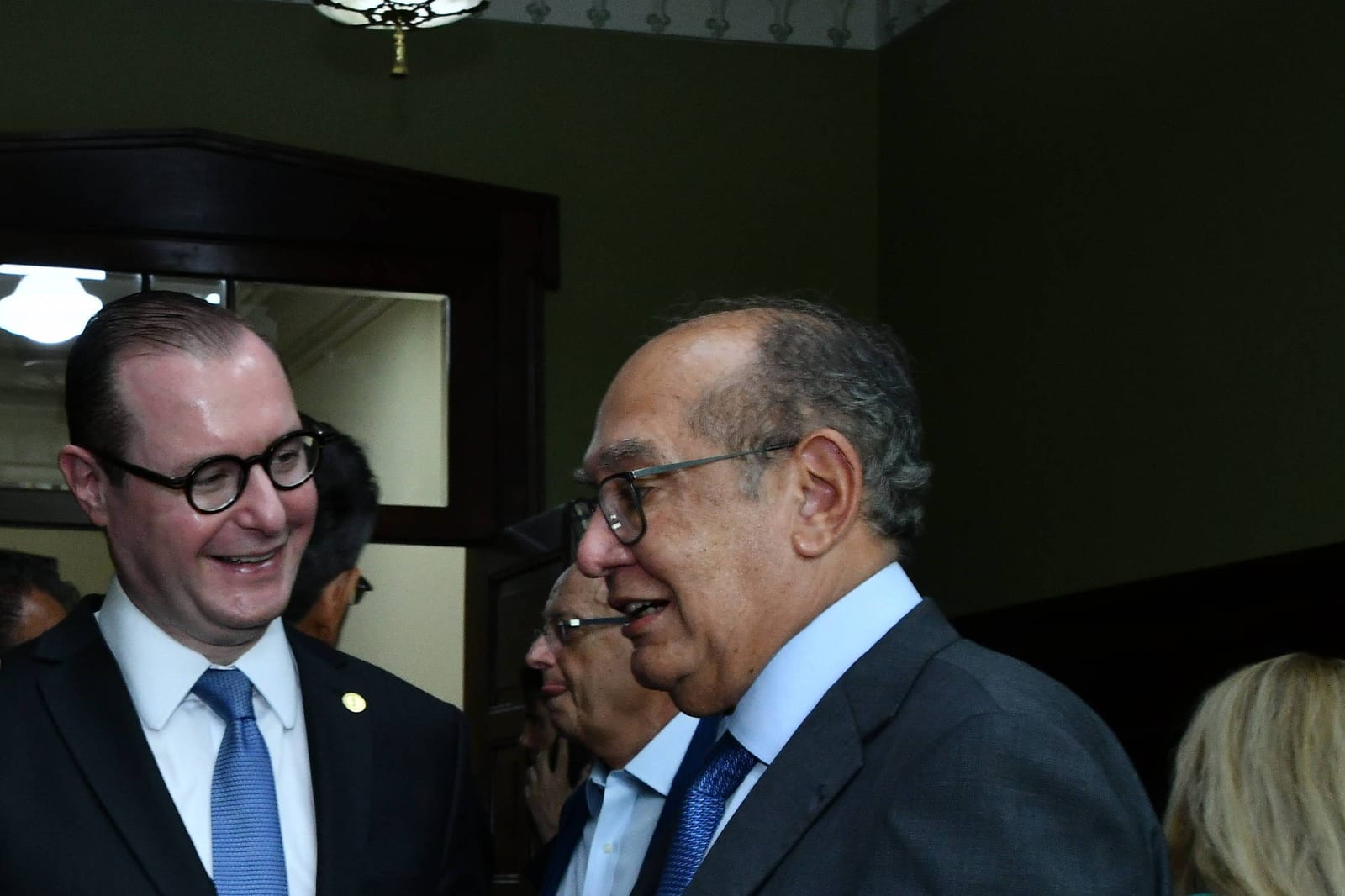 PF entrega conteúdo do celular de Daniel Vorcaro a gabinetes do STF