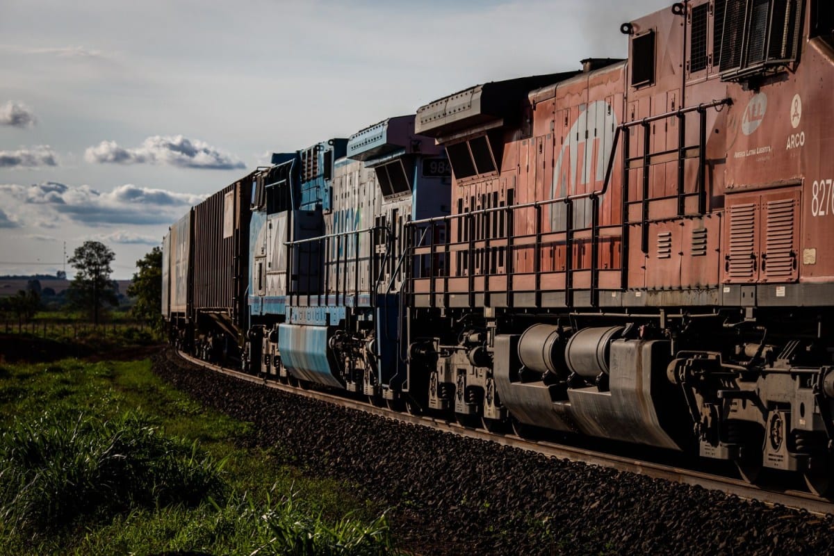 Governo oferece até 10 mil km de ferrovias ociosas ao setor privado via autorização