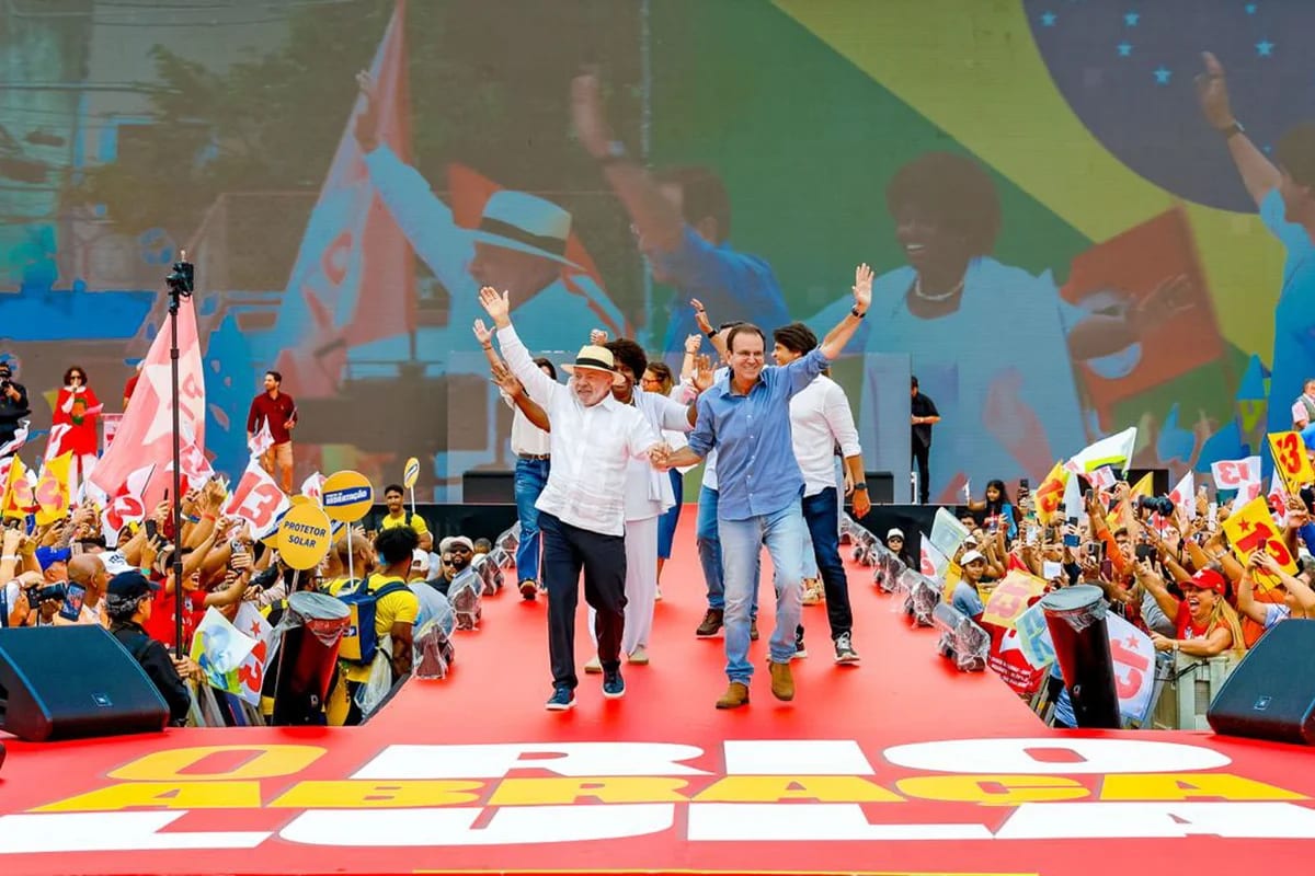 Paes barrou entrada de integrantes do PSol em ato com Lula em Bangu