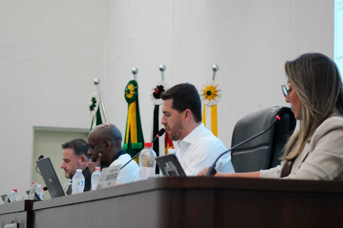 Câmara de Capivari aprova cinco projetos e destaca duas ações para mulheres