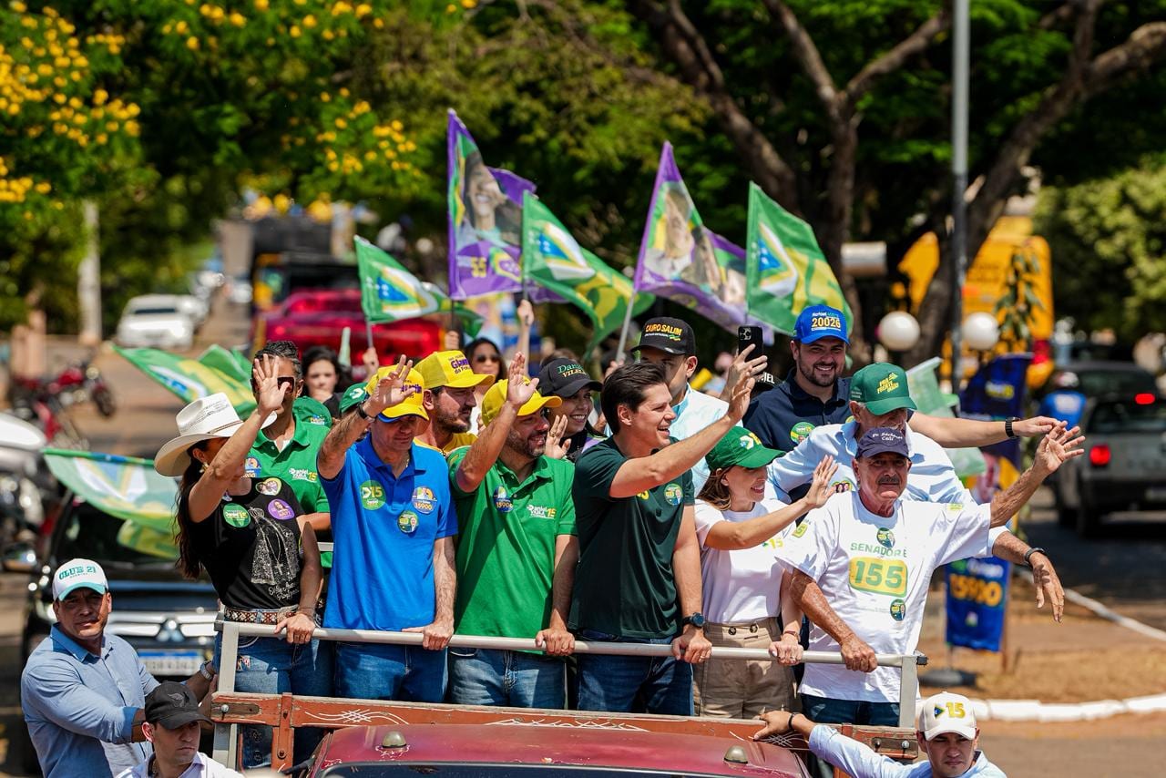 Com apoio de prefeitos, Daniel Vilela leva campanha à região da Estrada de Ferro