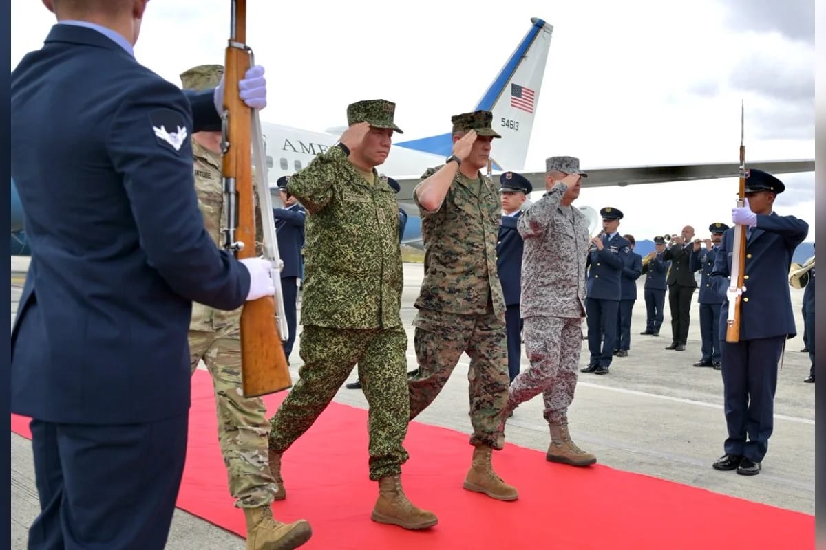 General do Comando Sul dos EUA chega à Colômbia para discutir combate a cartéis