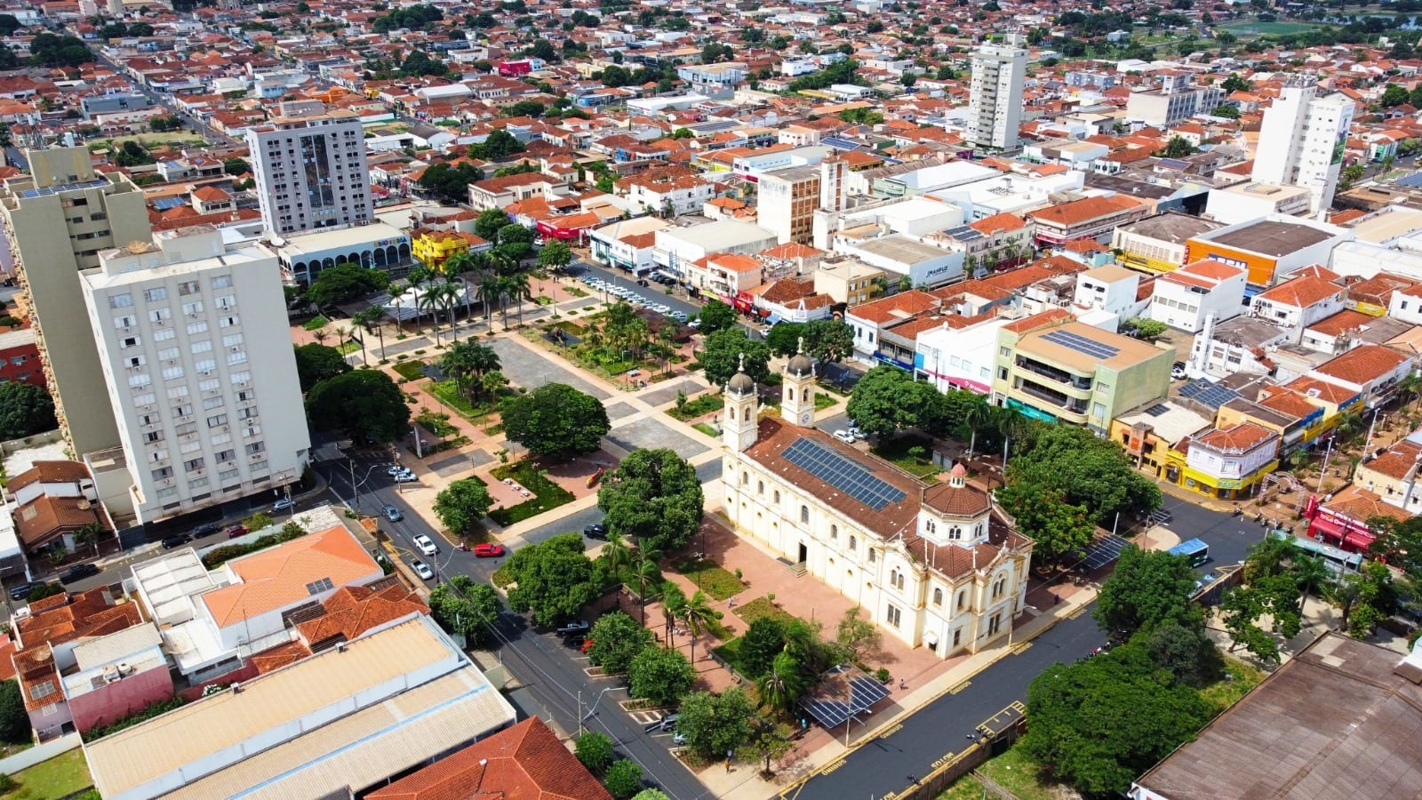 Ônibus do SP Por Todas para mulheres estaciona em Barretos dia 26