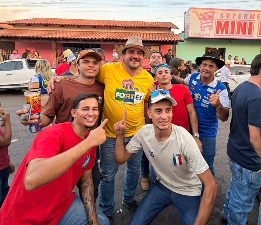 Tradição sertaneja e calor popular marcam passagem de Eduardo Fortes por Dueré