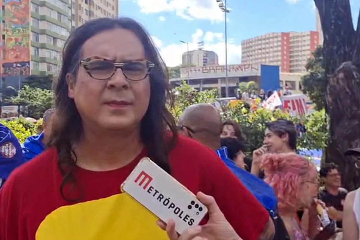 Duda Salabert diz que Flávio Bolsonaro fugiu: "Lei é só para os outros"