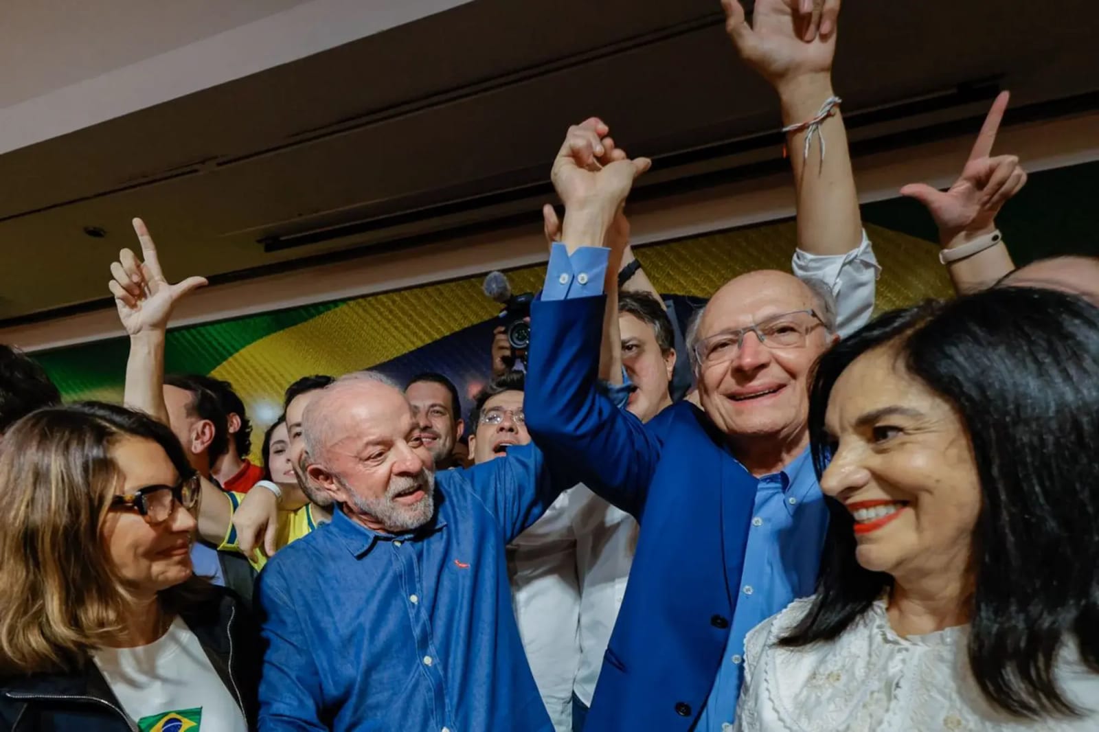 Lula lidera votação no Cioeste e vence em seis cidades da região