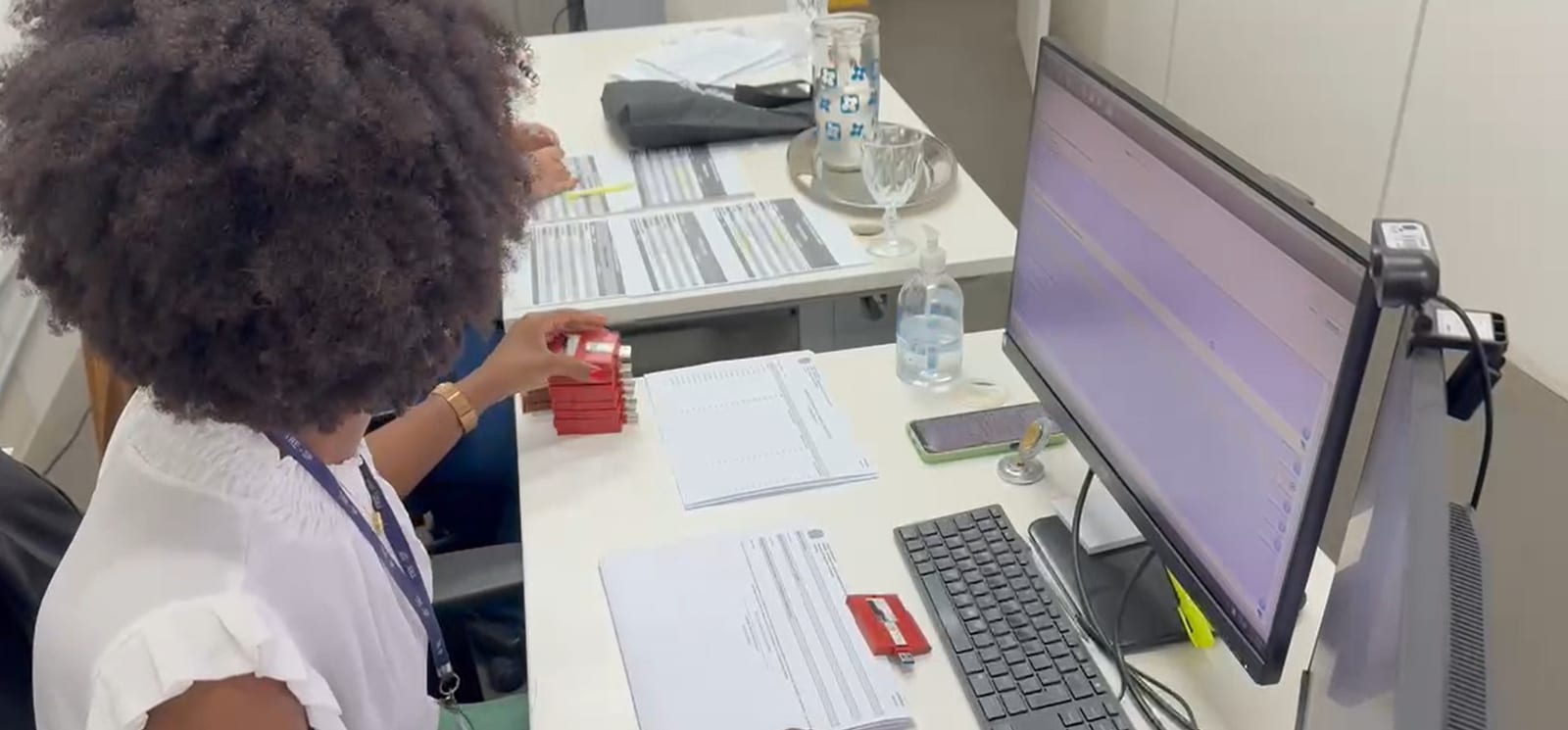 Eleições 2026: vídeo de apuração dos votos no interior de SP viraliza com desinformação; Justiça Eleitoral explica proce