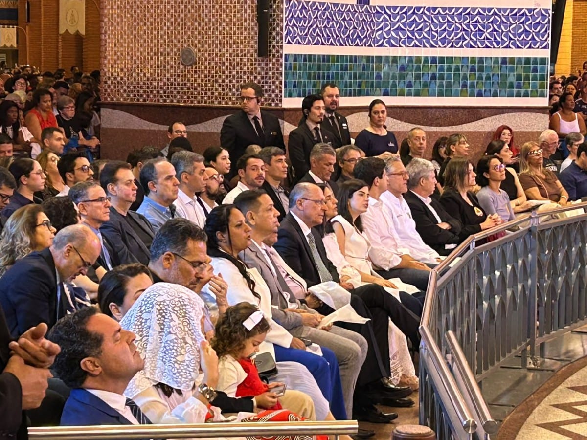 Alckmin e outras autoridades acompanham celebração do Dia de Nossa Senhora Aparecida
