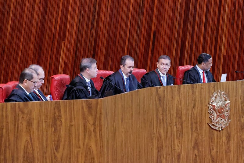 TSE segue MP Eleitoral e barra candidatura de político condenado por violência contra a mulher