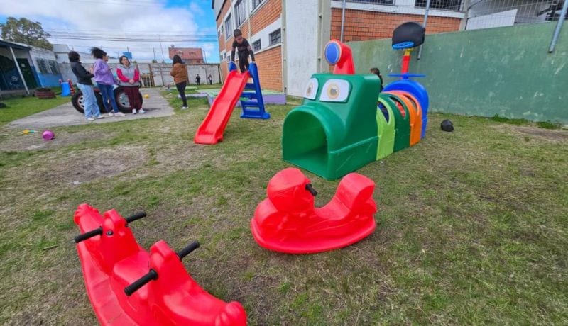Três escolas de Rio Grande recebem novos playgrounds