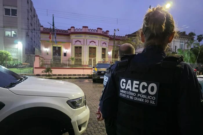 MP mira presidente da Câmara de Pelotas e outros dois vereadores