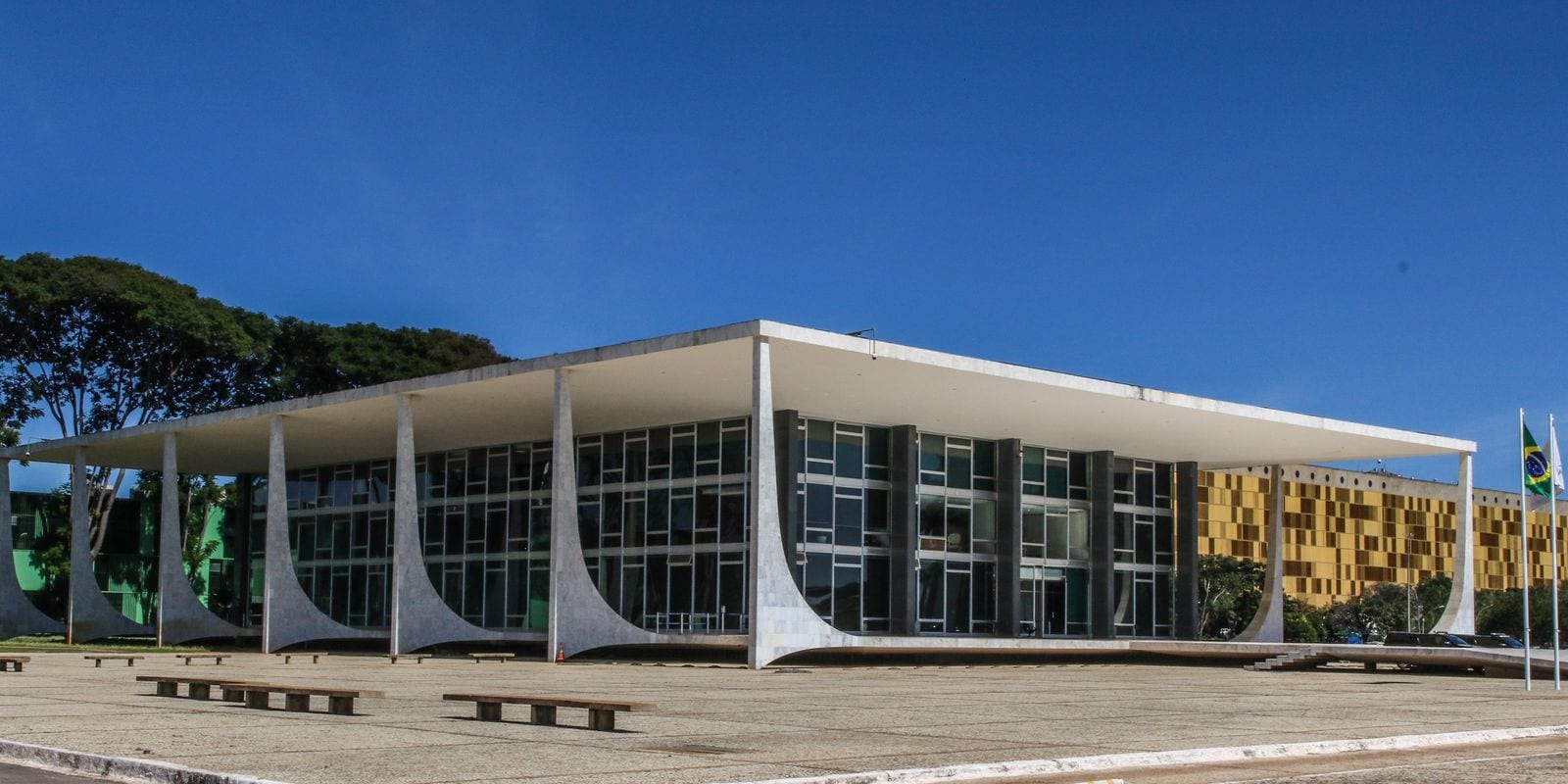 Dino aciona PF após TCU apontar R$ 55,4 milhões em emendas