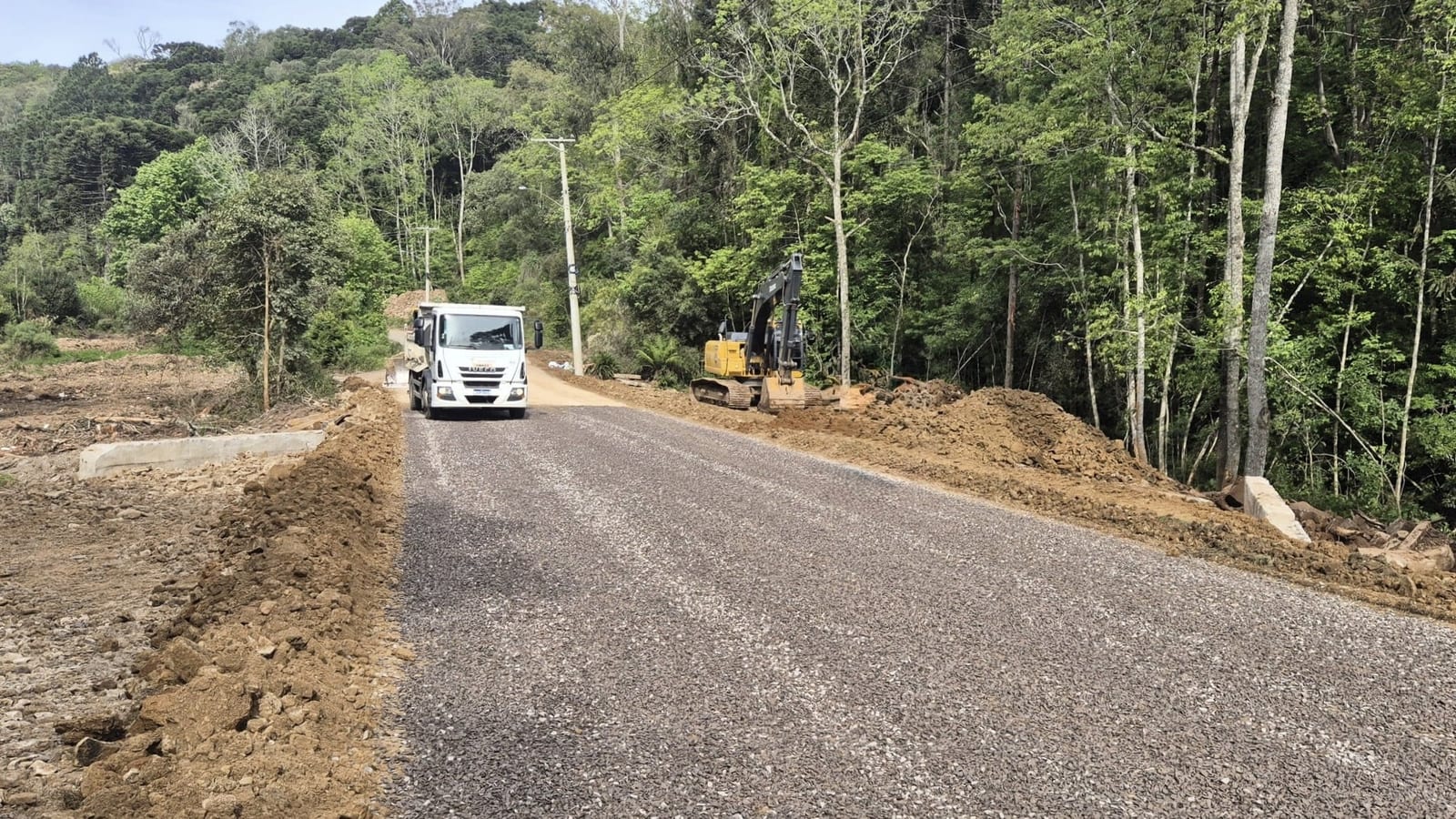 Ponte na Estrada Ernesto Suliani é liberada após reconstrução em Caxias do Sul