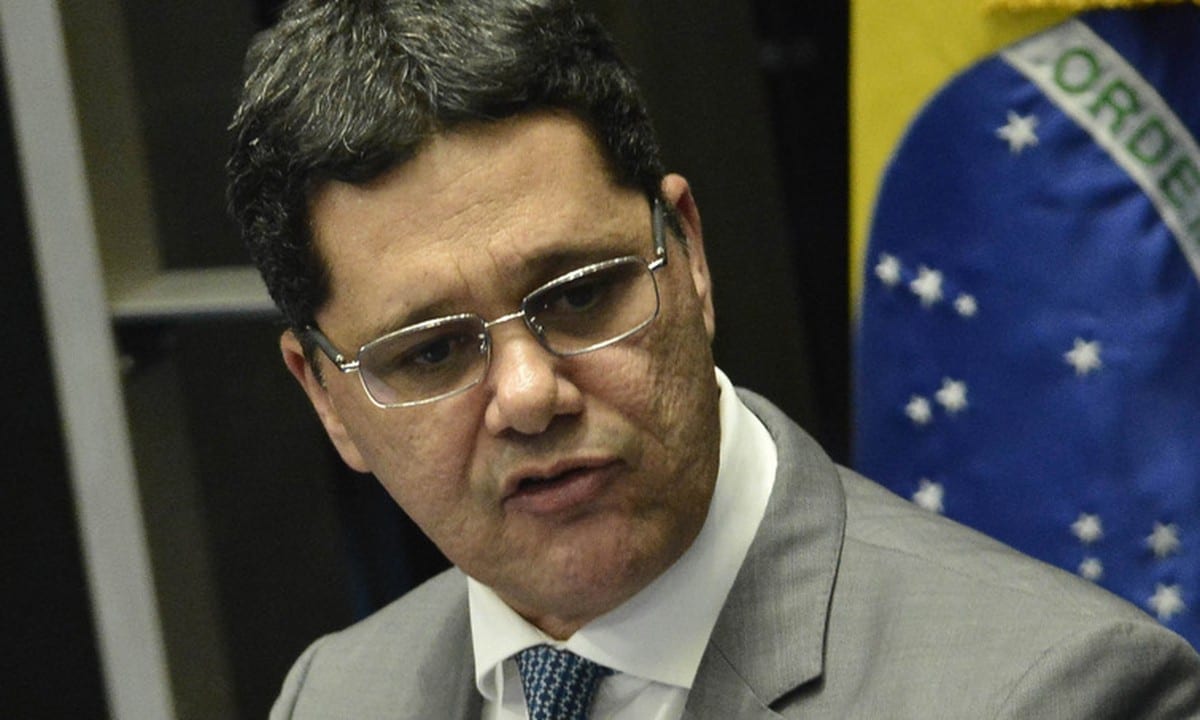 Qual é o número de Ricardo Ferraço, candidato ao governo do Espírito Santo em 2026?