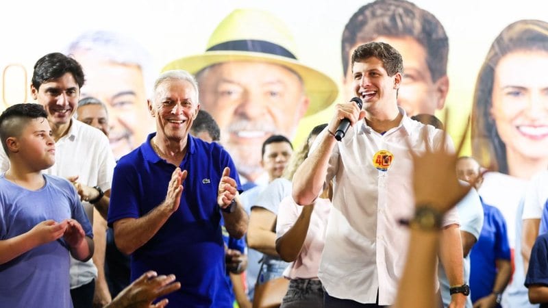 João Campos promete ampliar rede hospitalar e fortalecer Hospital João Murilo em Vitória de Santo Antão