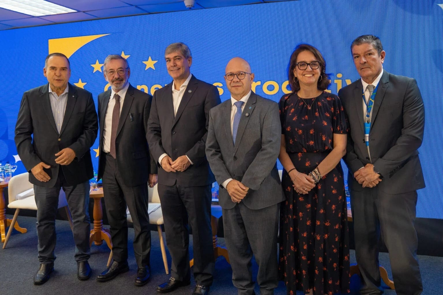Fieg recebe MDIC e setor goiano em debate sobre o crescimento da indústria