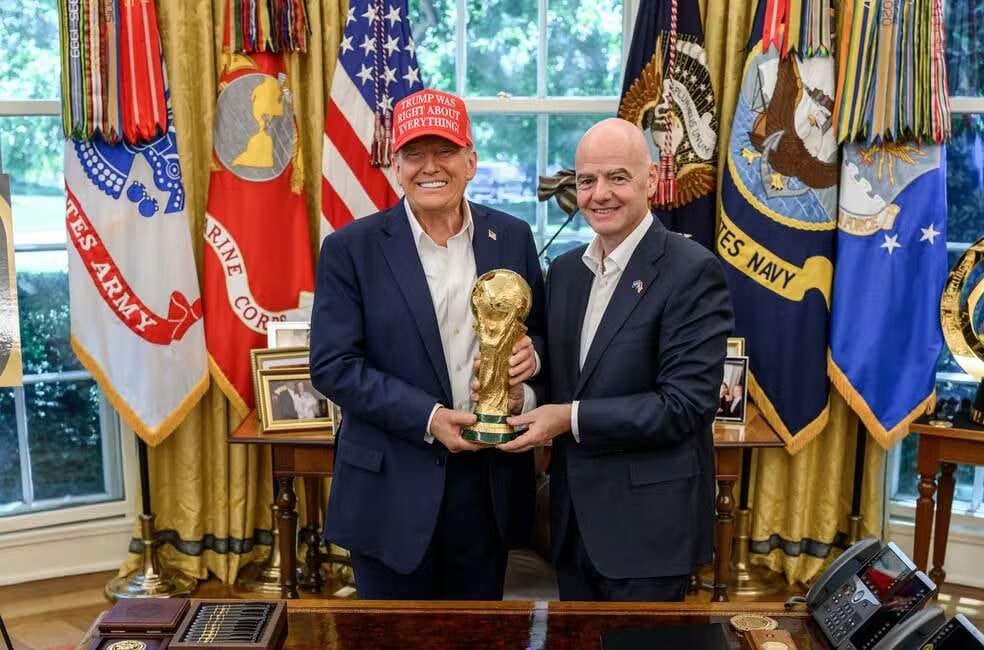 Futebol europeu prepara processo criminal contra o presidente da Fifa