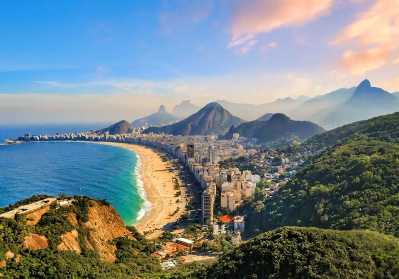 Brasil está entre os 5 melhores países do mundo para estrangeiros viverem em 2026, diz ranking
