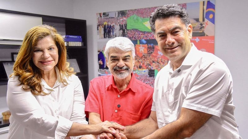 Humberto Costa recebe apoio de quatro lideranças em Pernambuco