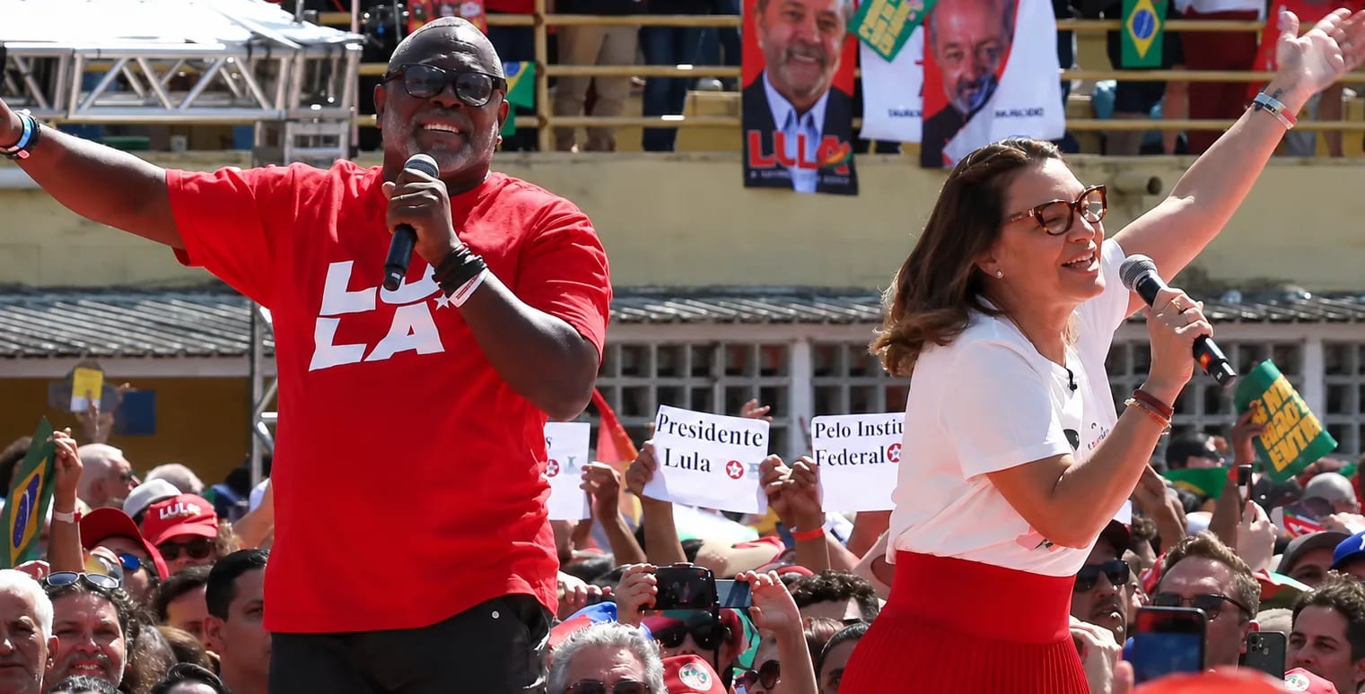 Janja lança jingle com pastor Kleber Lucas no ato de Lula