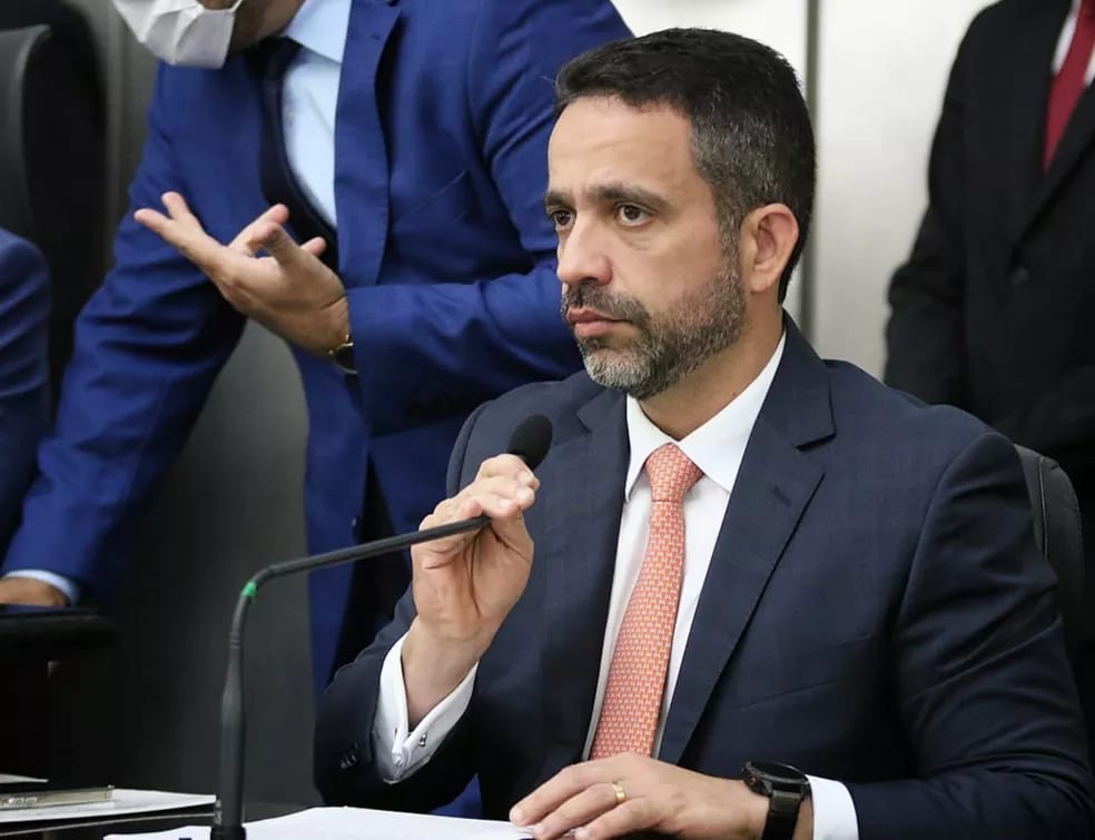 TSE interrompe julgamento sobre emenda impositiva paga antes da eleição
