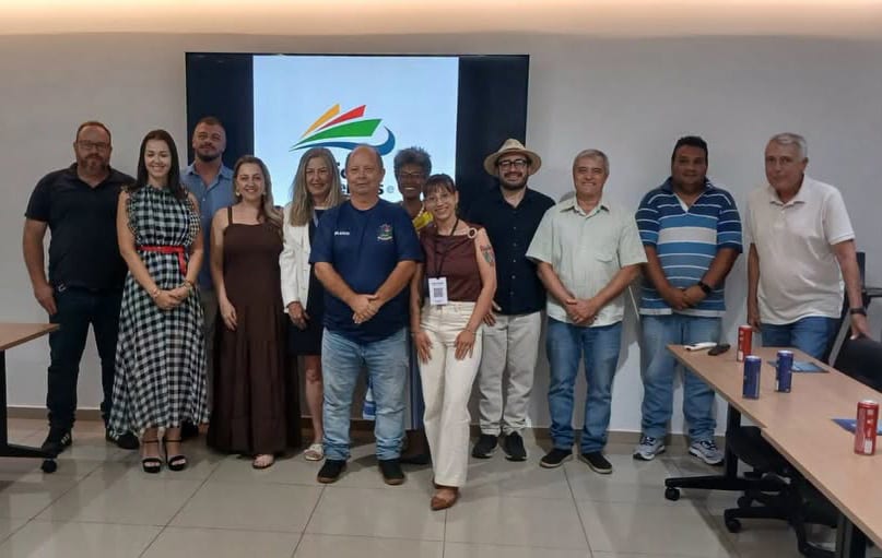 Vargem Grande participa de encontro regional de turismo