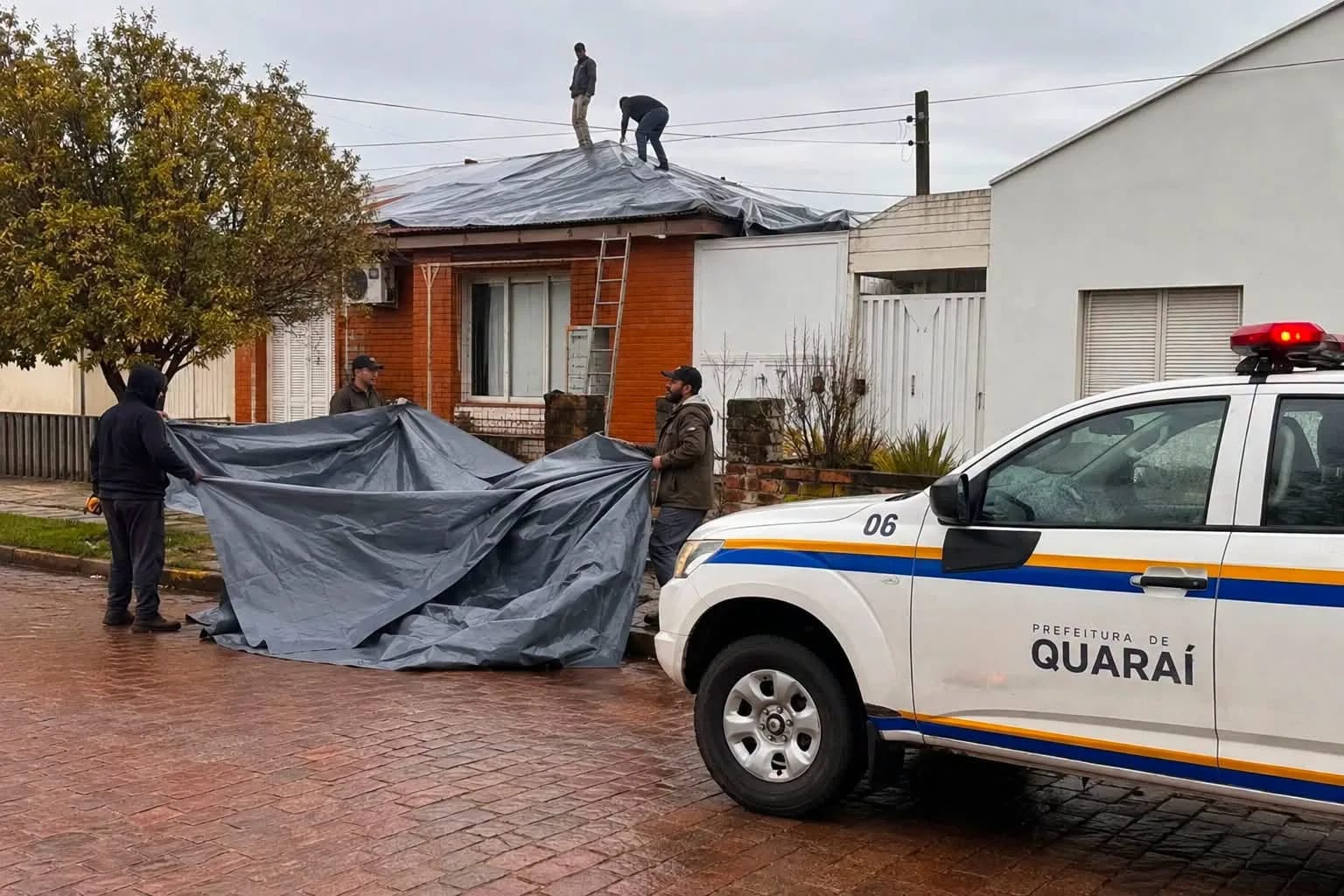 Temporais causam danos em 13 municípios do RS e deixam 24 pessoas fora de casa