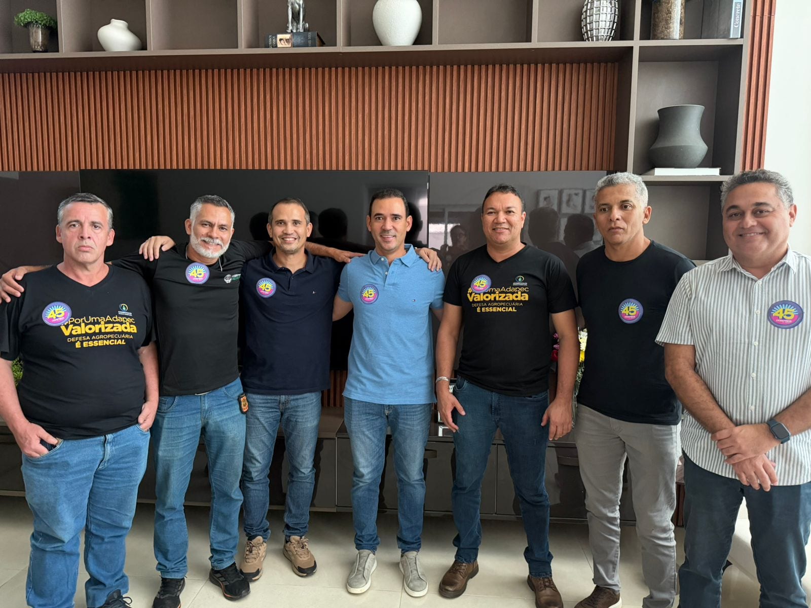 Inspetores da ADAPEC decidem em assembleia apoio a Vicentinho Júnior