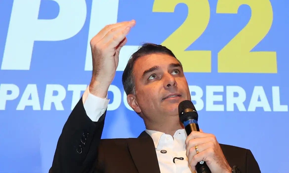 Flávio Bolsonaro vence em Três Lagoas e em 69 municípios de MS