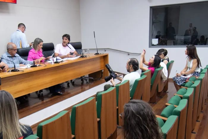 CAF aprova três PLCs que alteram a Luos e regularizam equipamentos públicos