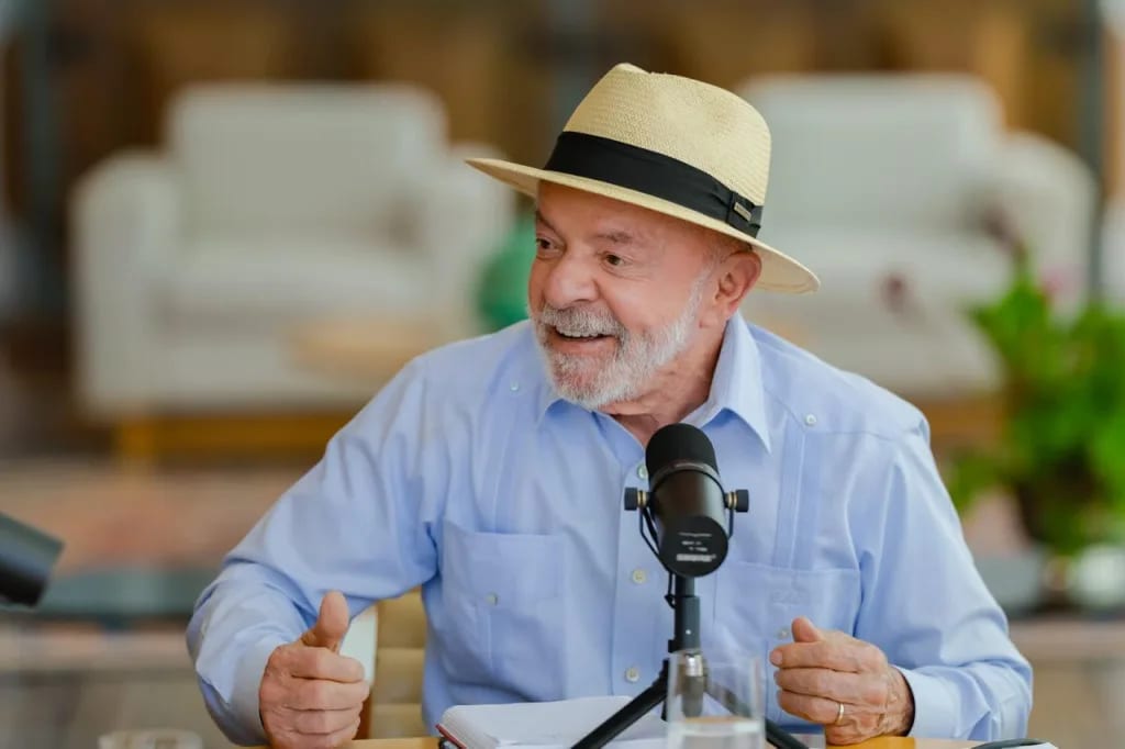 Lula celebra 10,1 milhões de empregos formais e critica apostas online