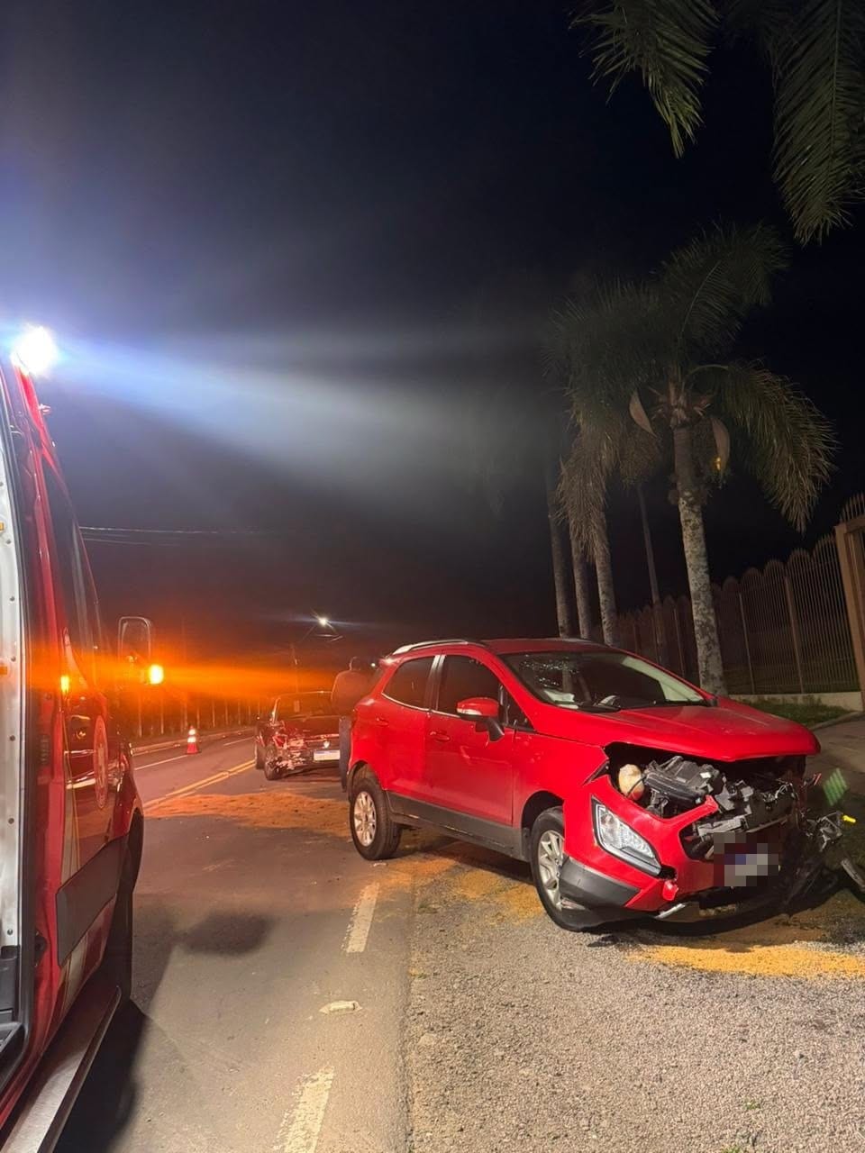 Acidente entre dois carros deixa mulher ferida em Garibaldi