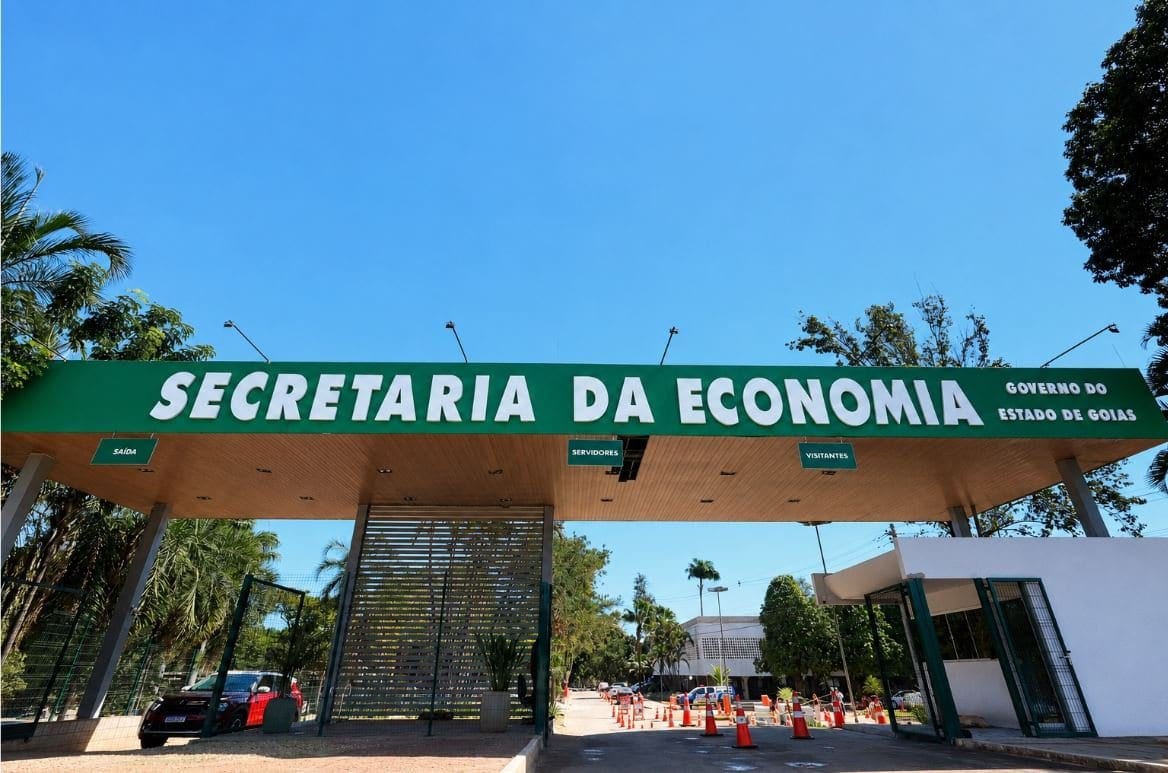 Estados \ Goiás \ Secretaria da Economia: Economia orienta contribuintes sobre emissão de notas fiscais e DARE durante m