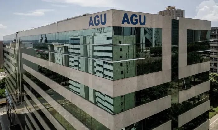 AGU pede suspensão do afastamento do diretor-geral da PF