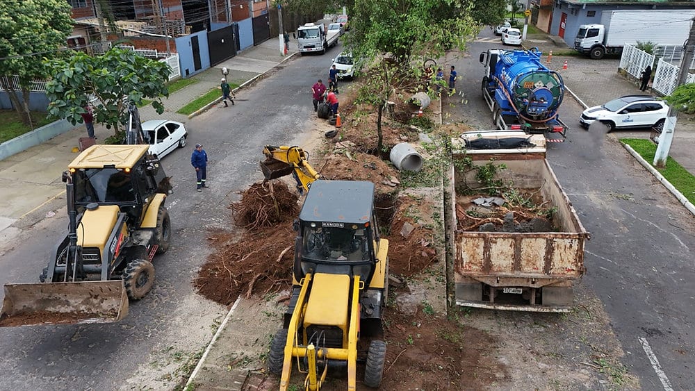 Obra de drenagem em Feitoria tenta pôr fim a 20 anos de alagamentos