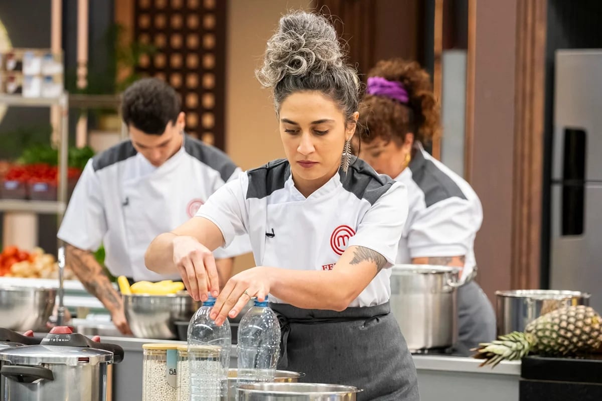 Fernanda, a “Loba”, compara disputa entre MasterChef amador e profissional