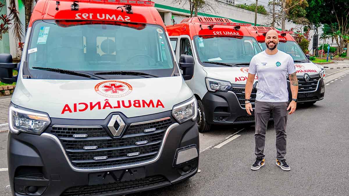 Osasco recebe 3 ambulâncias para reforçar frota do SAMU