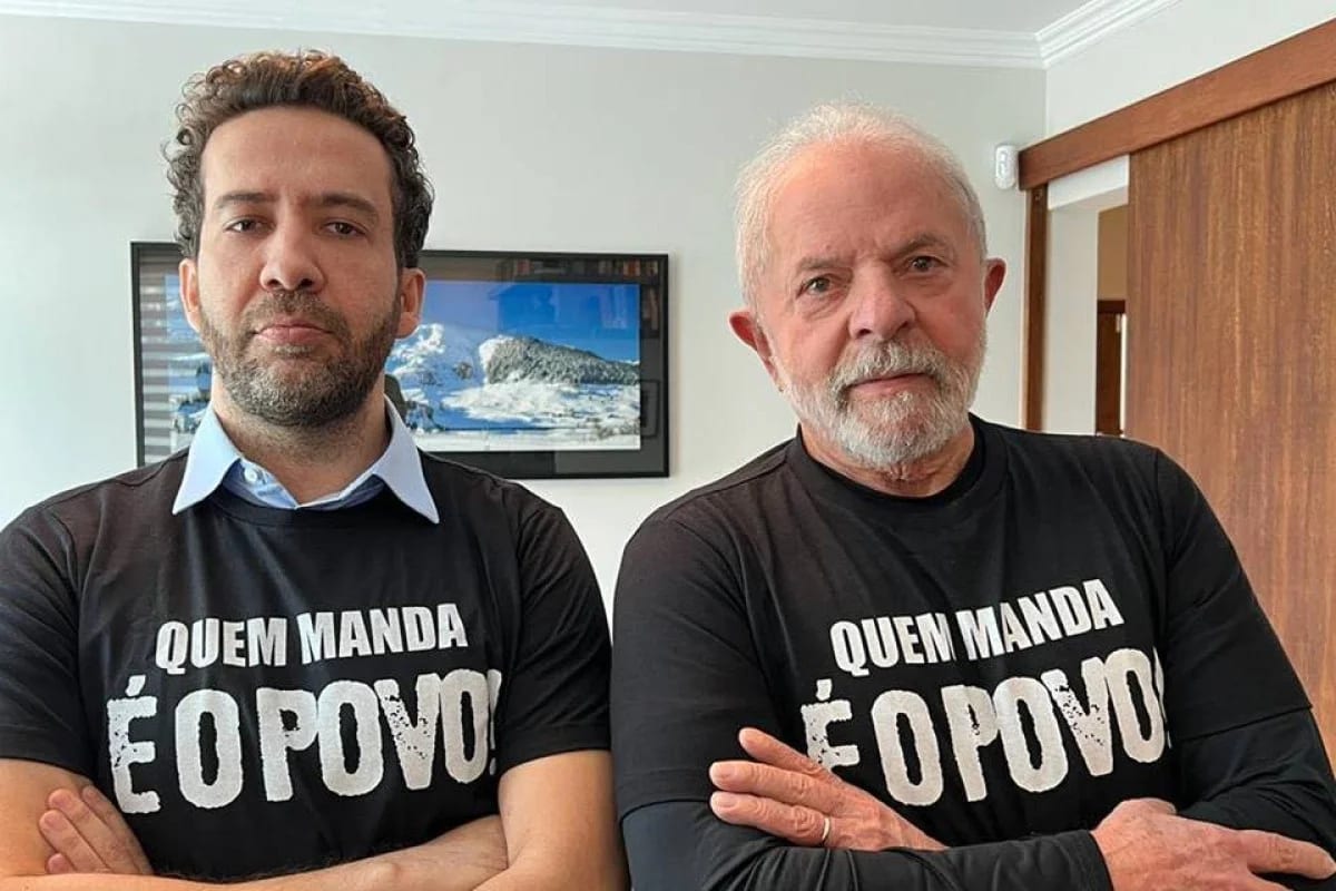 Canal de Janones bate 3,7 milhões após decisão do TSE e ele agradece Flávio