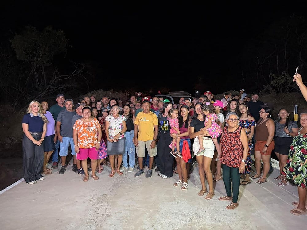 Piripiri entrega passagem molhada e calçamento em Lajes dos Fidélis