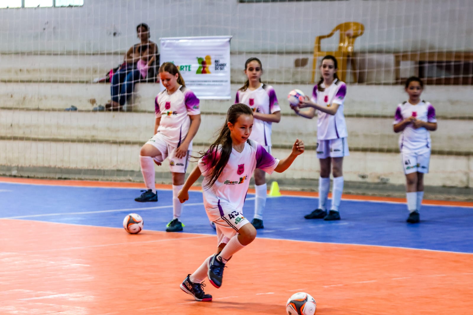 Projeto em Aratiba contribui para o desenvolvimento do futsal feminino