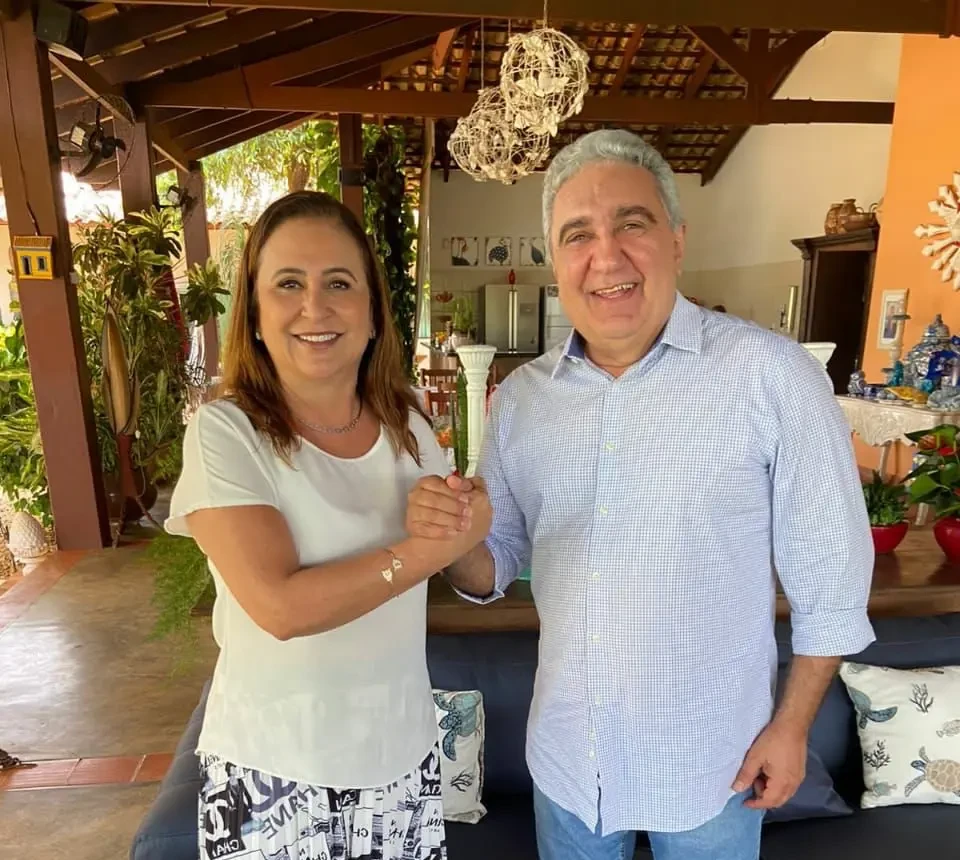 Kátia Abreu vai à convenção de Laurez em meio a impasse com Irajá