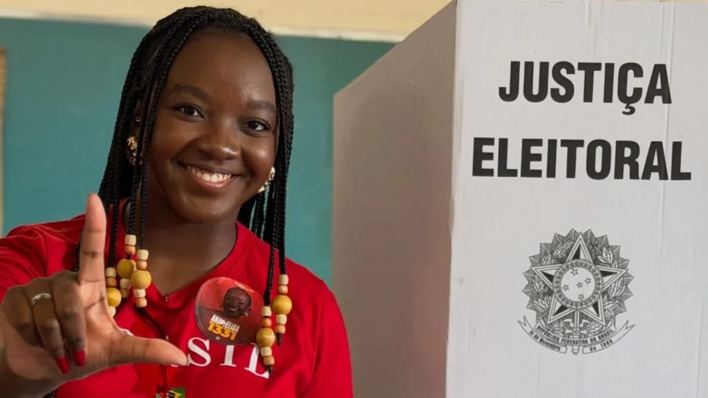 Ana Elisa: negra, 21 anos, eleita deputada federal com 524.219 votos pelo PT-MG