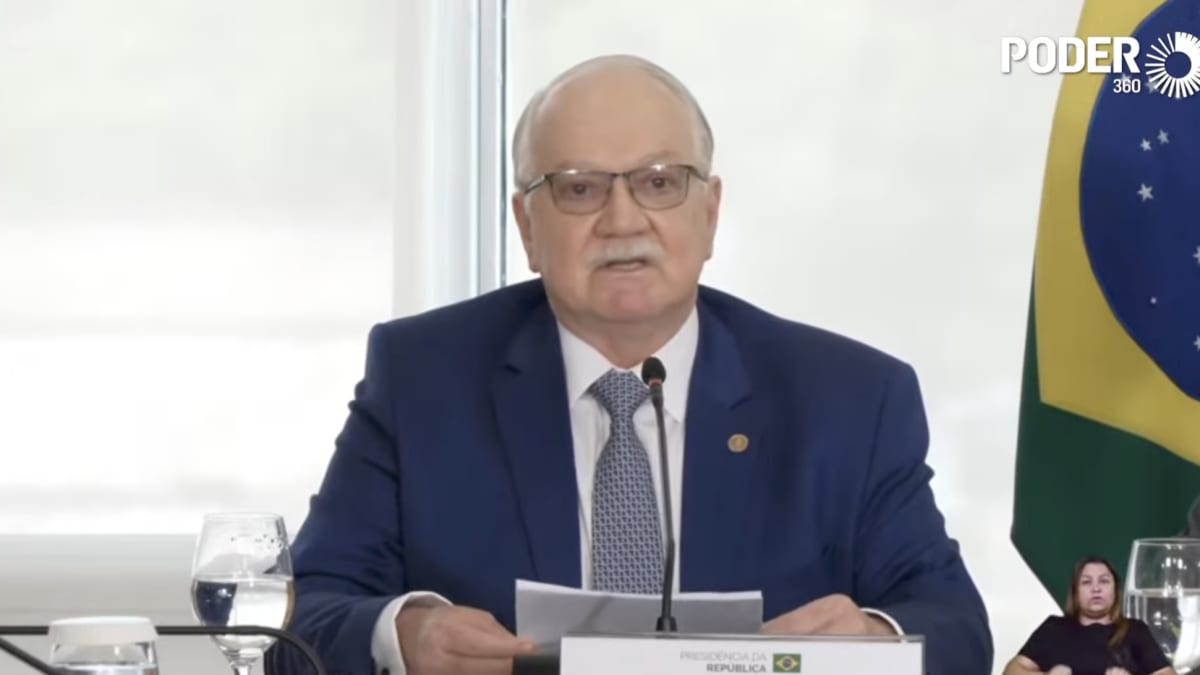 “Gravidade dos fatos não autoriza atalhos”, diz Fachin sobre STF
