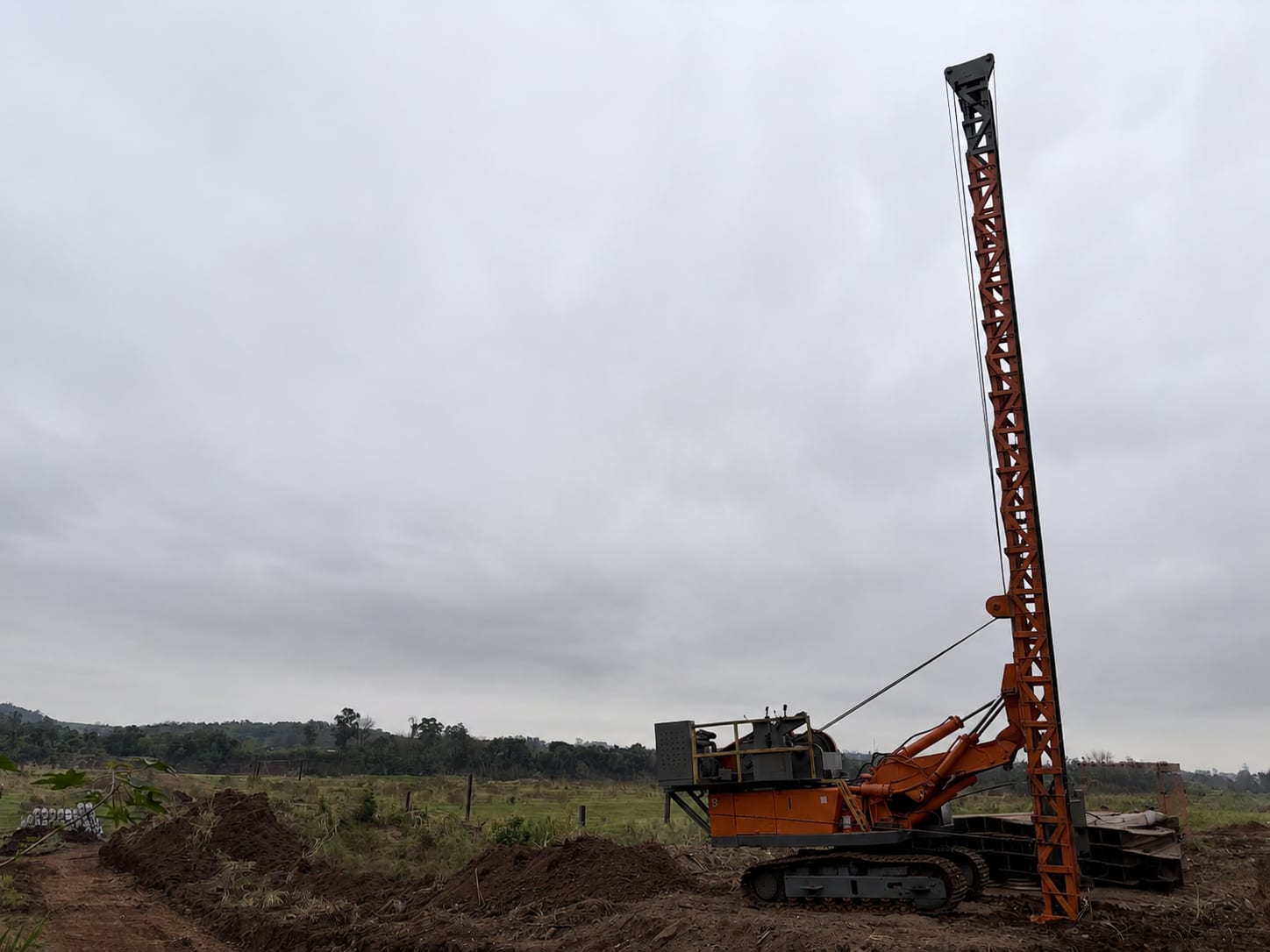 Máquinas e operários iniciam obras da Ponte dos Vales