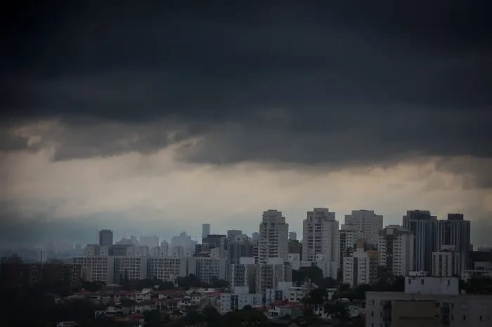 Chuvas fortes levam Defesa Civil a emitir 29 alertas no estado de São Paulo