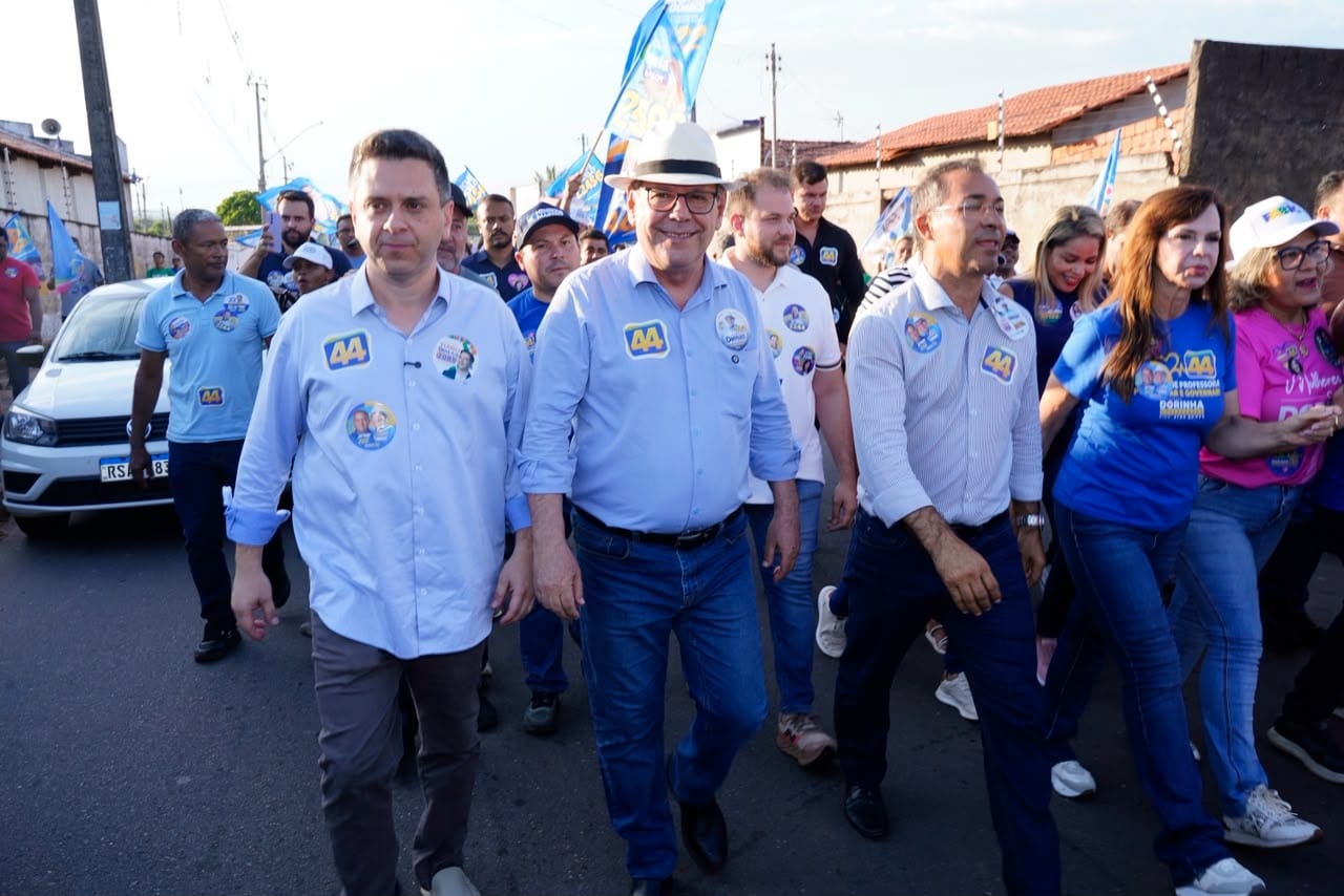 Tiago Dimas participa de caminhada em Araguaína com Dorinha e Ronaldo Dimas